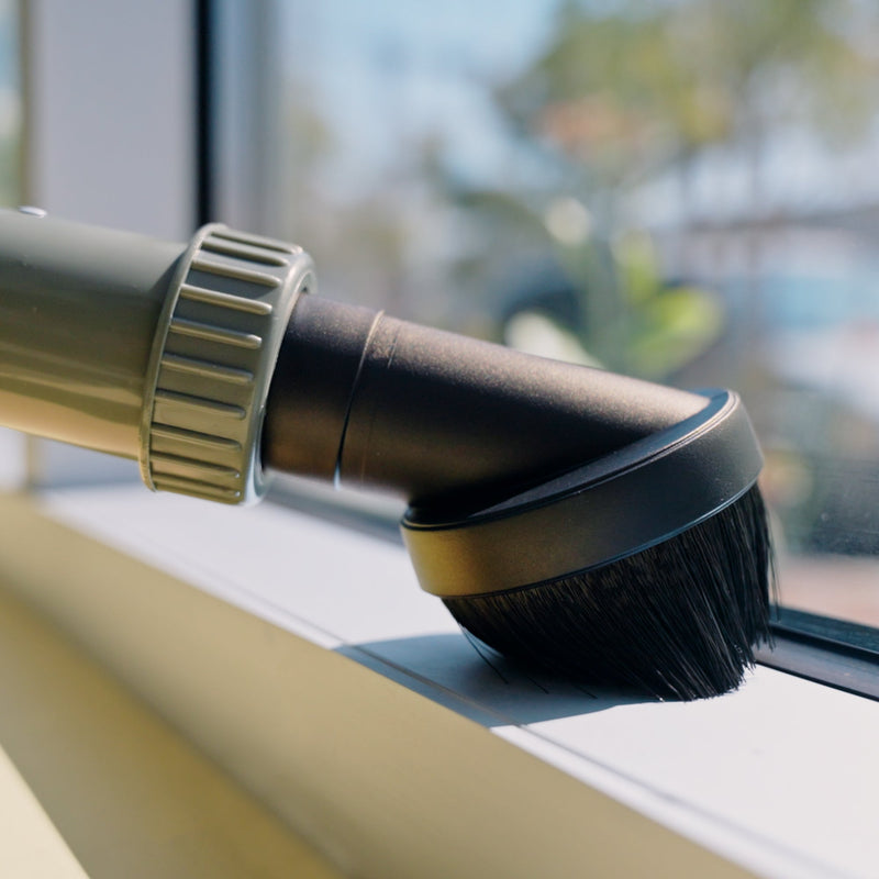 Electric Backpack Vacuum 6 qt Lightweight Commercial High-Performance Cleaning Solution