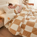GobekUsa Cozy Checkerboard Winter Blanket - Super Thick & Soft Cashmere Duvet Comforter