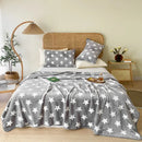 GobekUsa Cozy Checkered Fleece Blanket for All Seasons