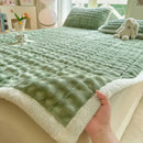GobekUsa Cozy Faux Rabbit Fur Quilted Mattress: Super Soft Warm Tatami Mat for Home