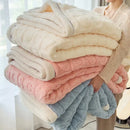 GobekUsa Cozy Jacquard Taffeta & Flannel Nap Blanket - Warm, Thick Comforter for Bedroom