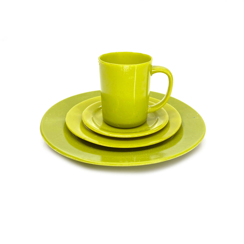 SMASHProps Breakaway 4 Piece Place Setting