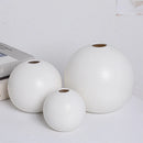 GobekUsa Black & White Ceramic Round Vase