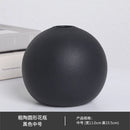GobekUsa Black & White Ceramic Round Vase