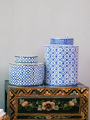 GobekUsa Chinese Retro Ceramics Golden Vase with Cover for Home Décor and Organization