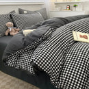 GobekUsa Cozy Nordic Plaid Bedding Set - Queen/King Size