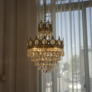 GobekUsa Crown Crystal Chandelier LED Pendant Light for Living Bedroom