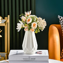 GobekUsa Modern Nordic Diamond-Shaped Flower Vase