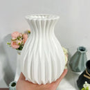 Geometric ribbed multi color ceramic flower vase living room set
