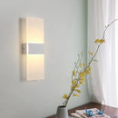 GobekUsa Rechargeable Dimmable Wall Light by Rikard