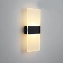 GobekUsa Rechargeable Dimmable Wall Light by Rikard