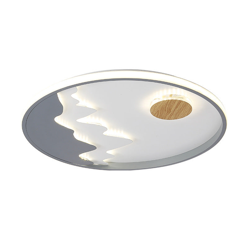 Dome Lamp In Round Bedroom, photo 4 of 10