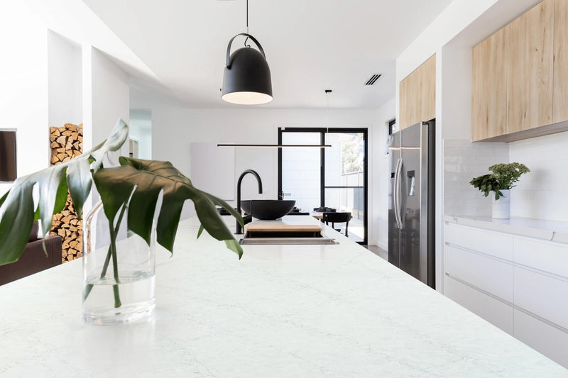 Drizzly White Tessa Quartz