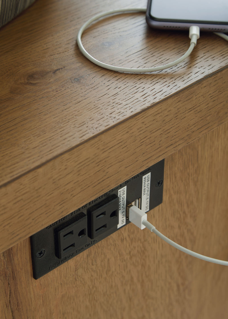 Brinstead - Chair Side End Table - Light Brown, photo 6 of 7