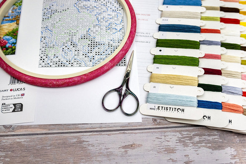 A sunny day  L9924 Counted Cross Stitch Kit