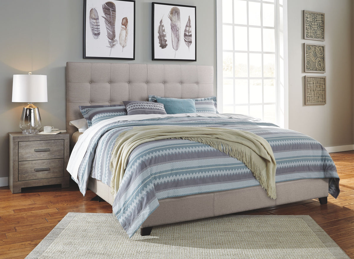 Dolante - Upholstered Bed, photo 5 of 7