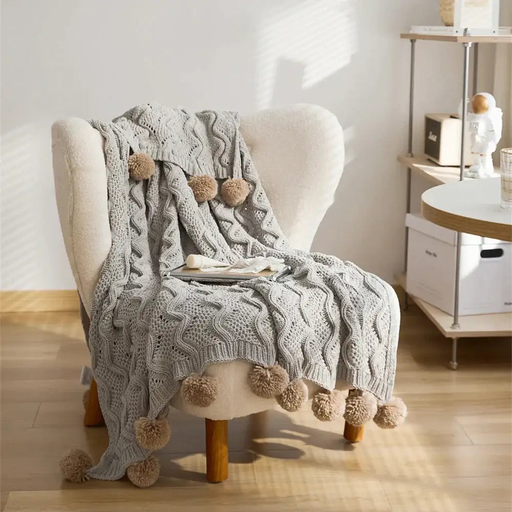 GobekUsa Elegant Chenille Pompons Throw Blanket, photo 4 of 9