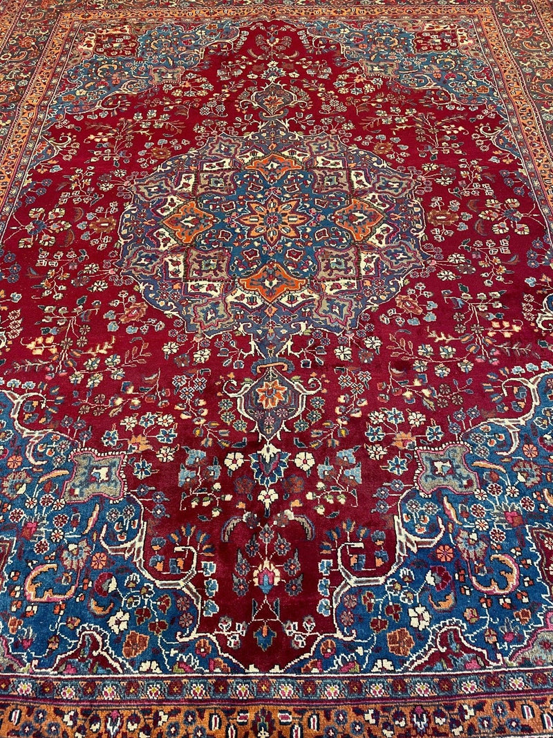 Elegant Hand Knotted Khorasan Area Rug 9’8” x 12’10”