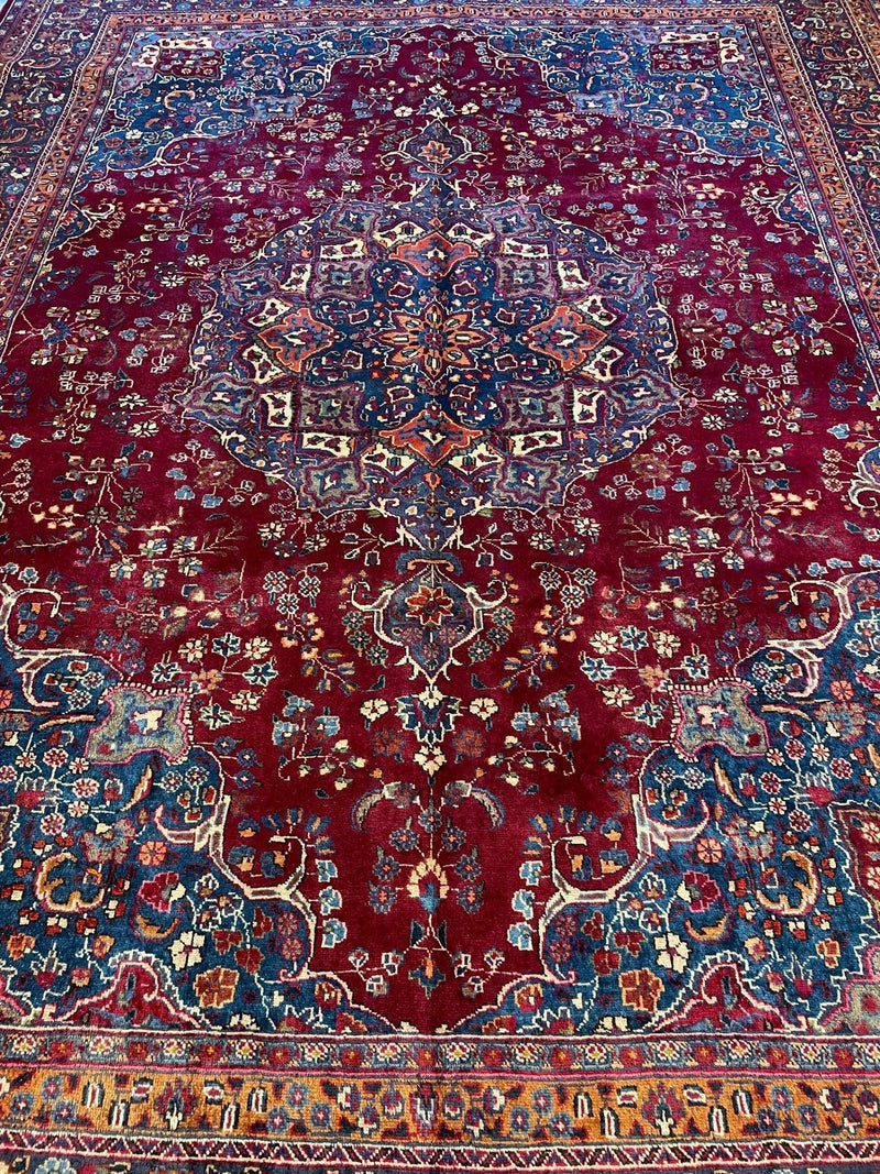 Elegant Hand Knotted Khorasan Area Rug 9’8” x 12’10”