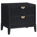 California King 5 Piece Bedroom Set With Fluted Detailing - Black