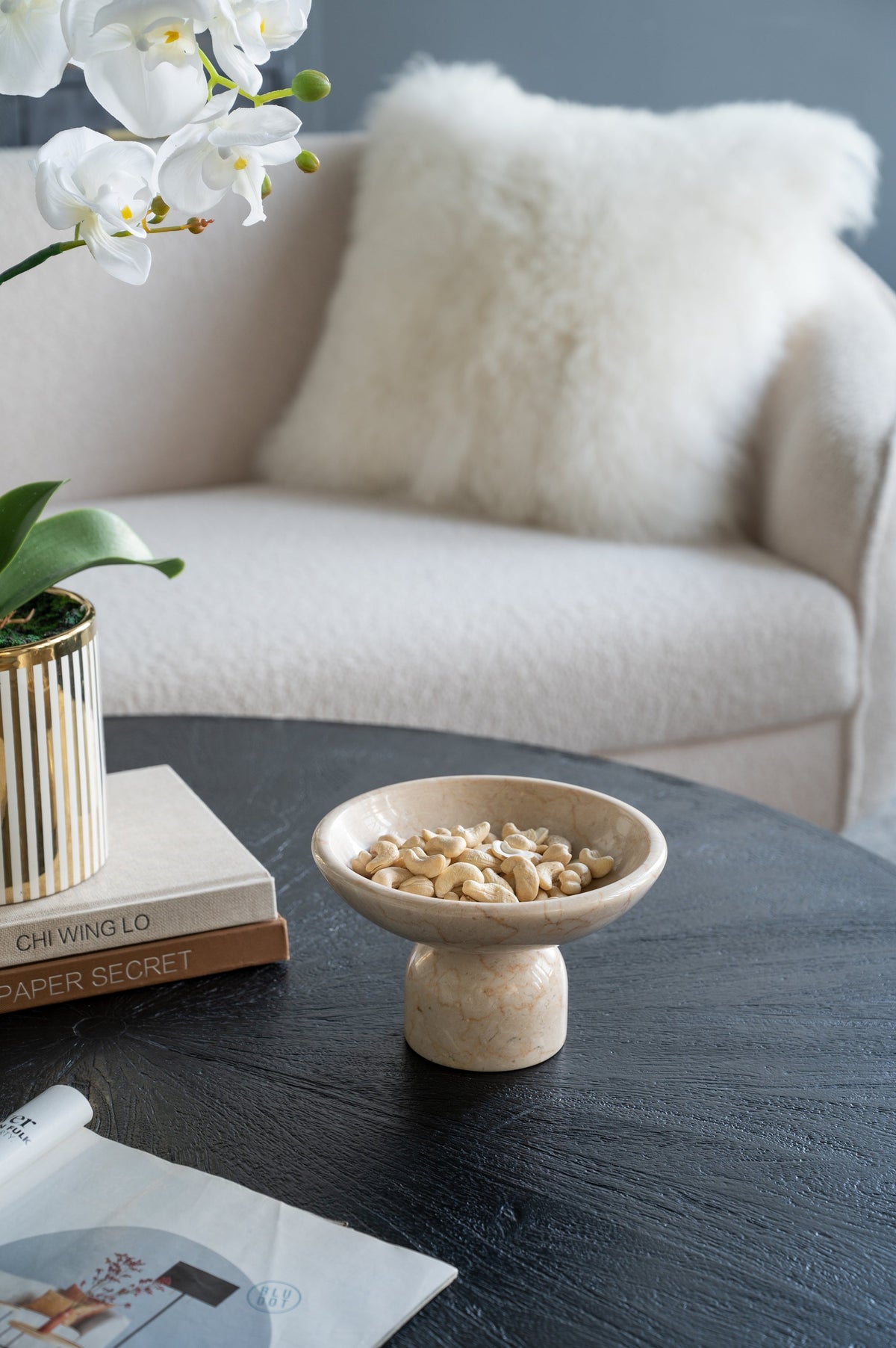 7x7x4" Round Marble Pedestal Fruit Bowl, photo 6 of 10