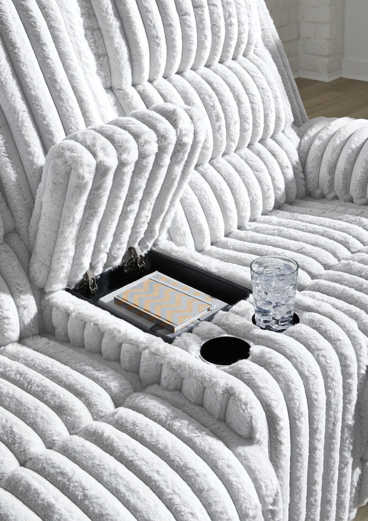 Rhines Falls - Double Reclining Power Loveseat With Console - Alloy, photo 7 of 7