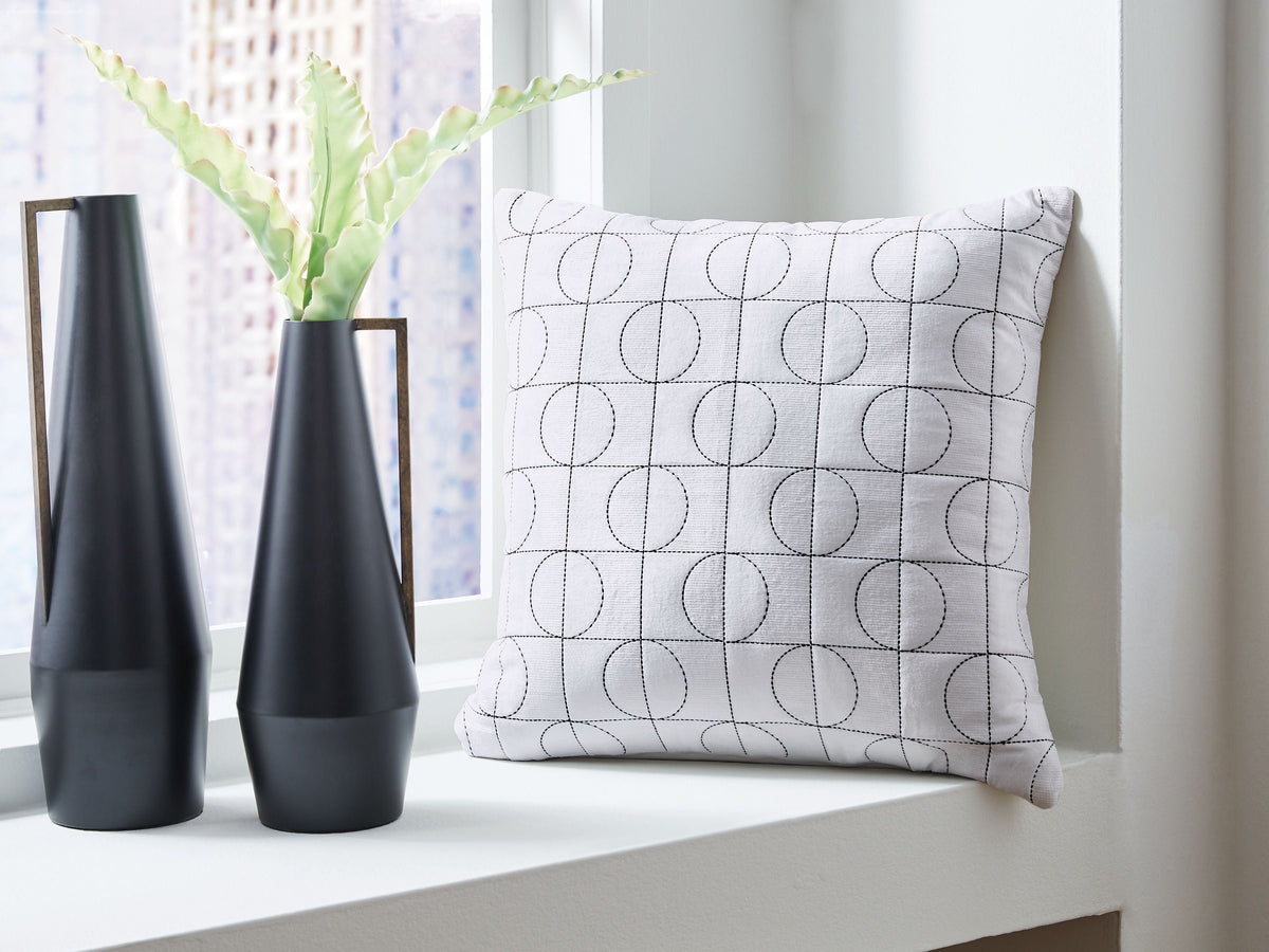 Kydner - Pillow, photo 15 of 15