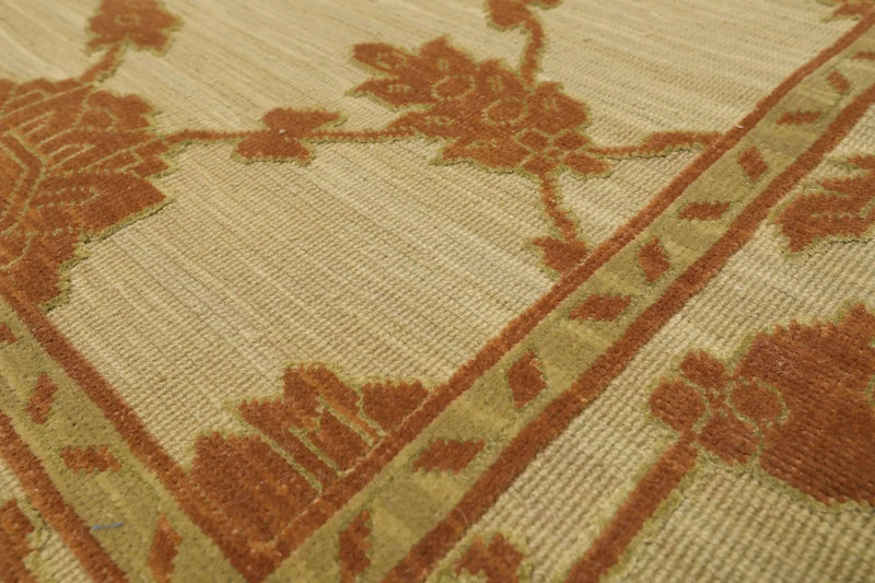 6' x 9' Hand Knotted Wool & Silk High Low Pile Area Rug Beige