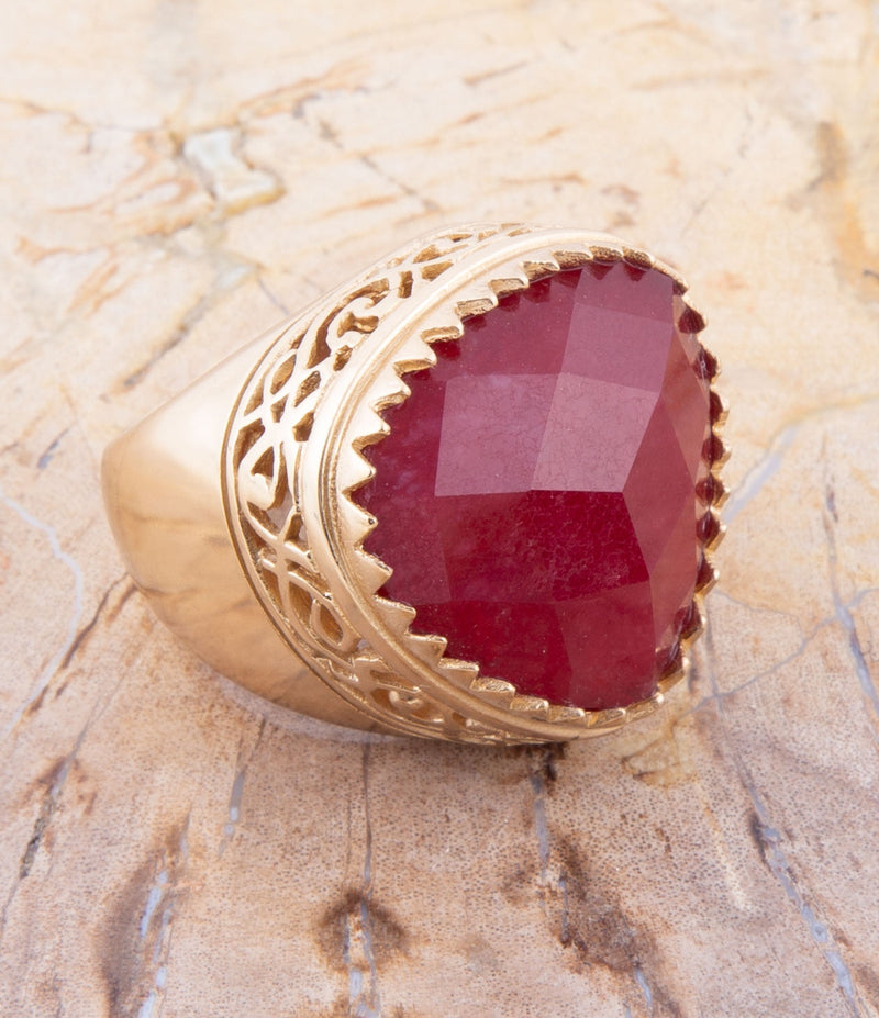 Filigreed Merlot Red Quarrtz Golden Statement Ring
