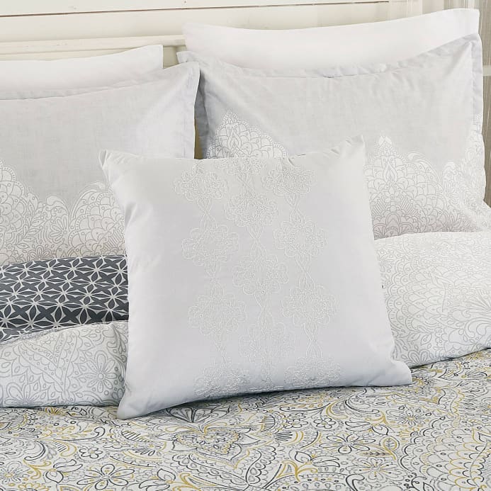 Floral Jacquard Modern Creame Comforter