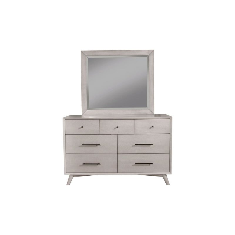 Flynn Dresser, Gray