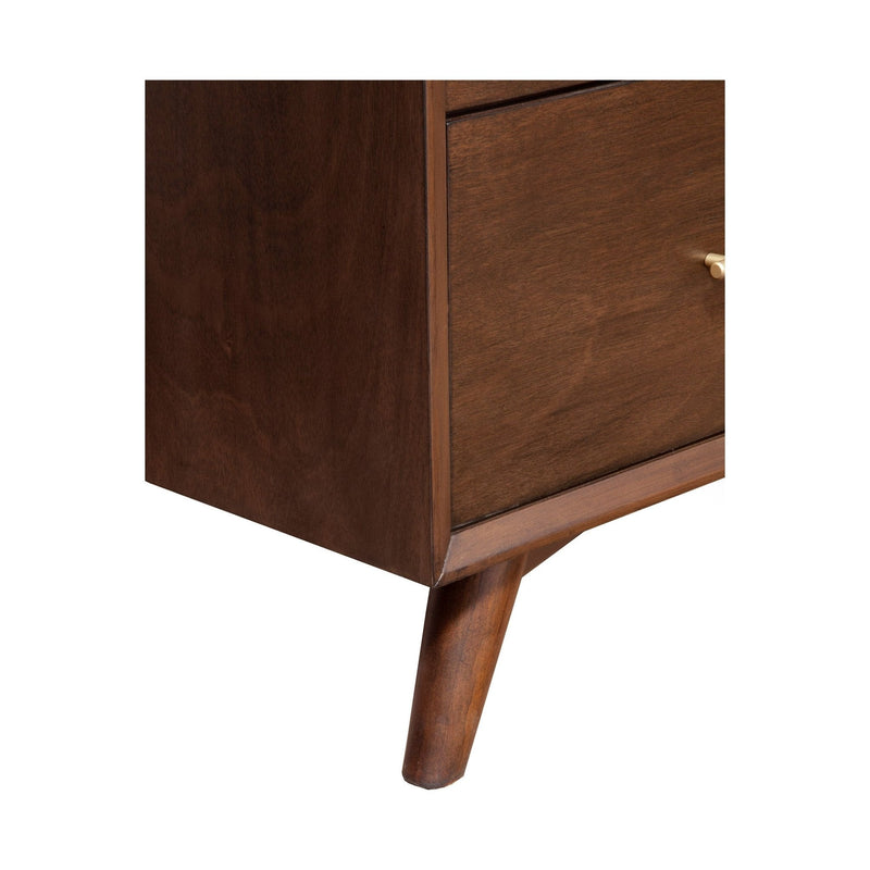 Flynn Dresser, Walnut