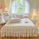 GobekUsa French Lace Ruffles Seersucker Bed Set: 4Pcs Princess Bedding Quilt Cover