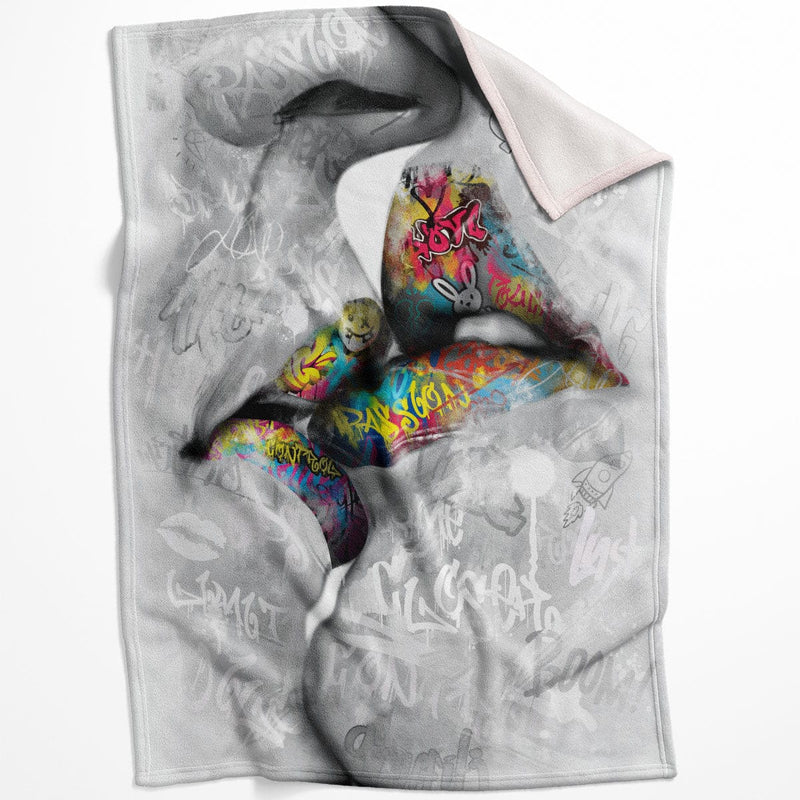 Graffiti Kiss Blanket