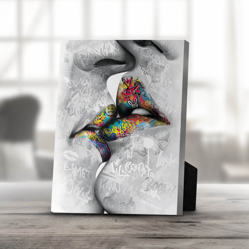 Graffiti Kiss Desktop Canvas