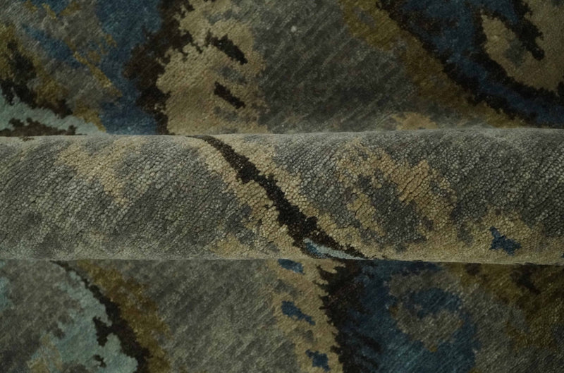 Gray, Teal, Beige and Silver Antique Ikat Design 8x10 wool Area Rug