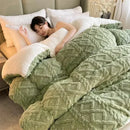 GobekUsa Cozy Winter Bed Blanket: Luxe Lamb Cashmere Warmth Quilt for Comfort