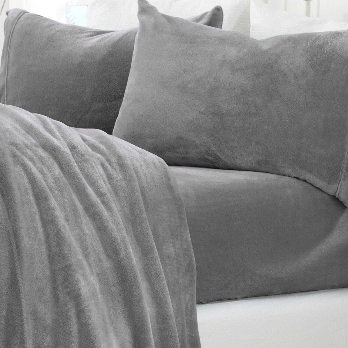 Solid Plush Sheet - Velvet Luxe Collection, photo 38 of 53