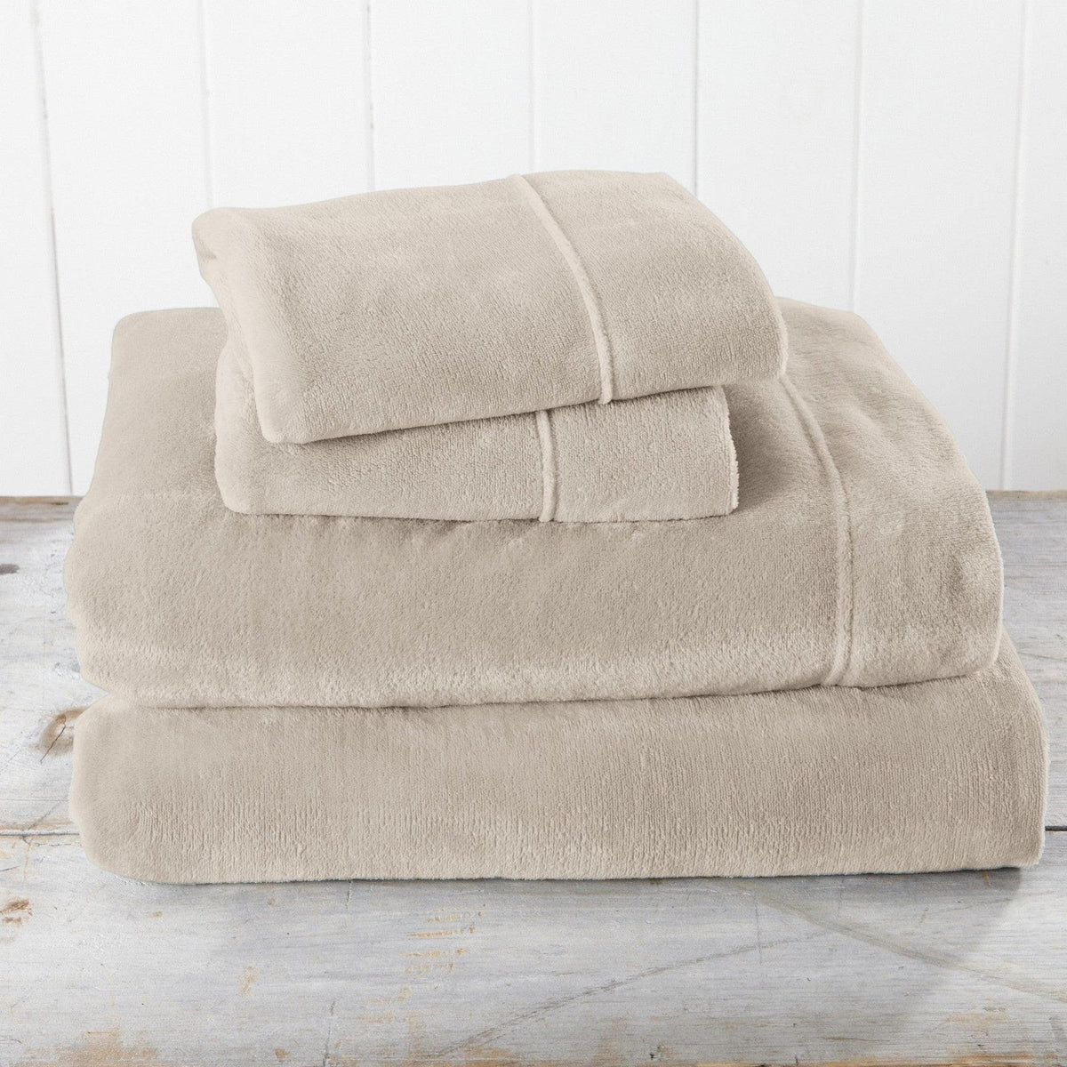 Solid Plush Sheet - Velvet Luxe Collection, photo 23 of 53