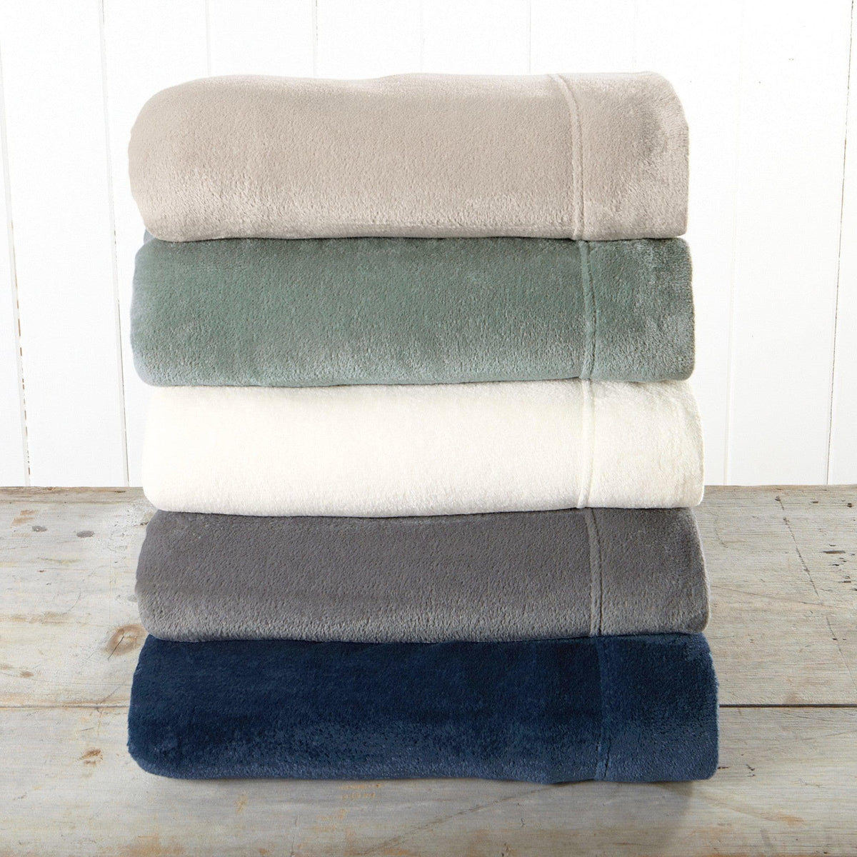 Solid Plush Sheet - Velvet Luxe Collection, photo 16 of 53