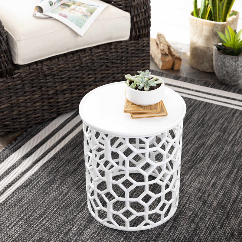 Steyregg White End Table