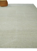 Hand carved Beige Geometrical Stripes Pattern Hand Knotted 9x12 Wool Area Rug by The Rug Decor