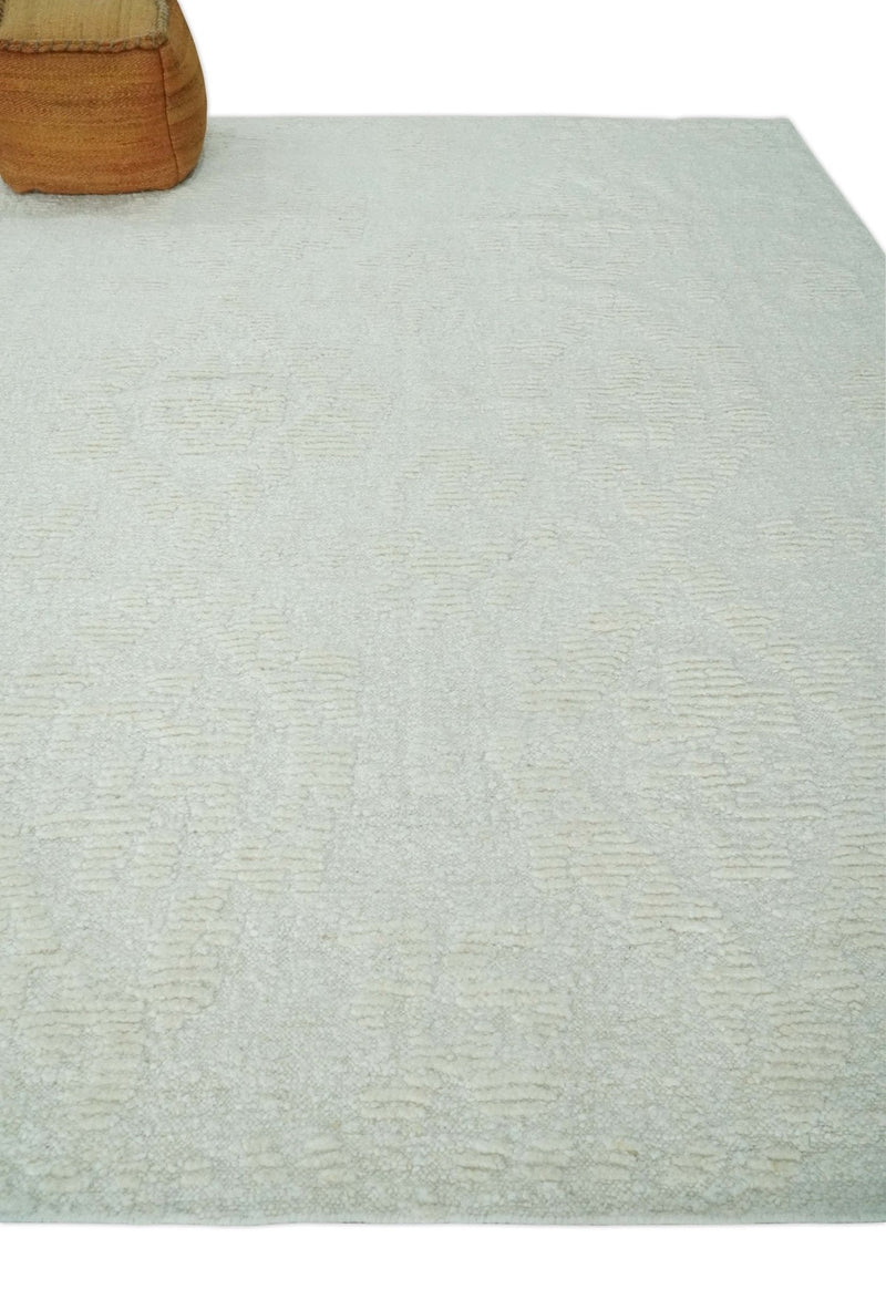 Hand carved Ivory Traditional Hand Knotted 8x10 high low Wool Area Rug