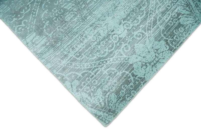Handmade 6.8x9.10 Floral Blue Turquois Blended Wool and Bamboo Silk Area Rug