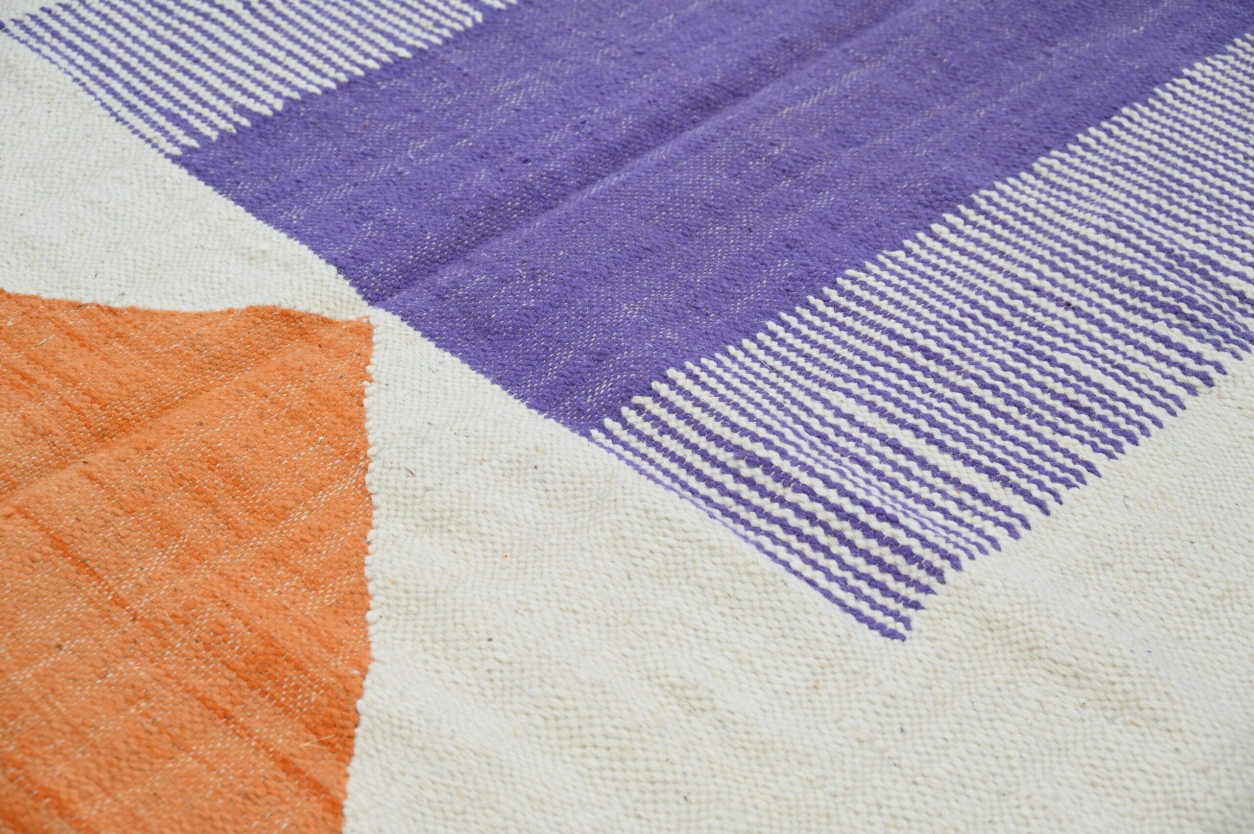 Handmade Moroccan Azilal Rug - 291x182 cm