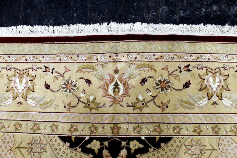 Hand-Knotted Pak-Ziegler Wool Rug – 8'7" x 11'7" – Traditional Design, Warm Earth Tones