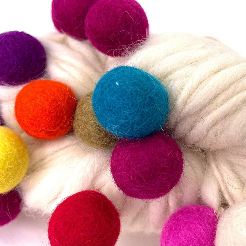 Handmade Thick and Thin Wool Felt Ball Yarn