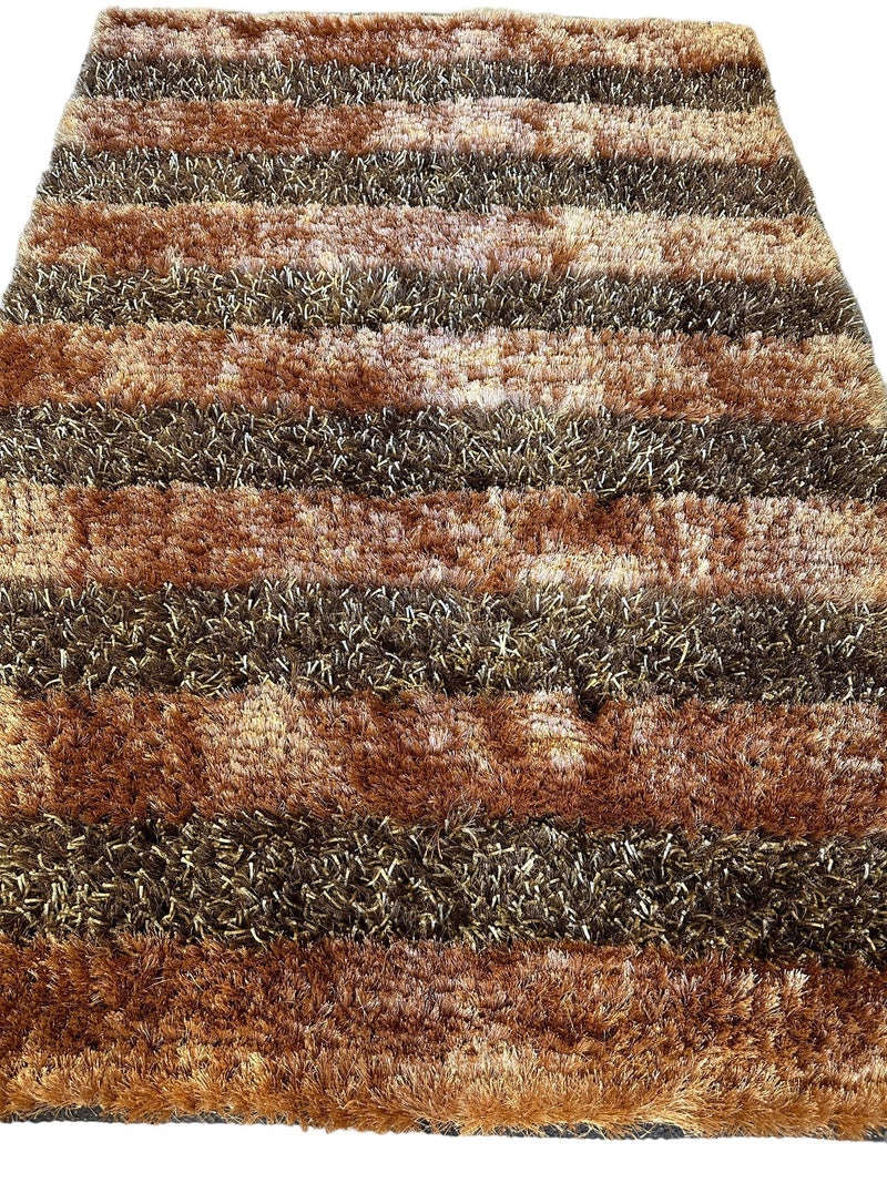 Handwoven Multi-Tone 2” Shag Rug 4 x 6
