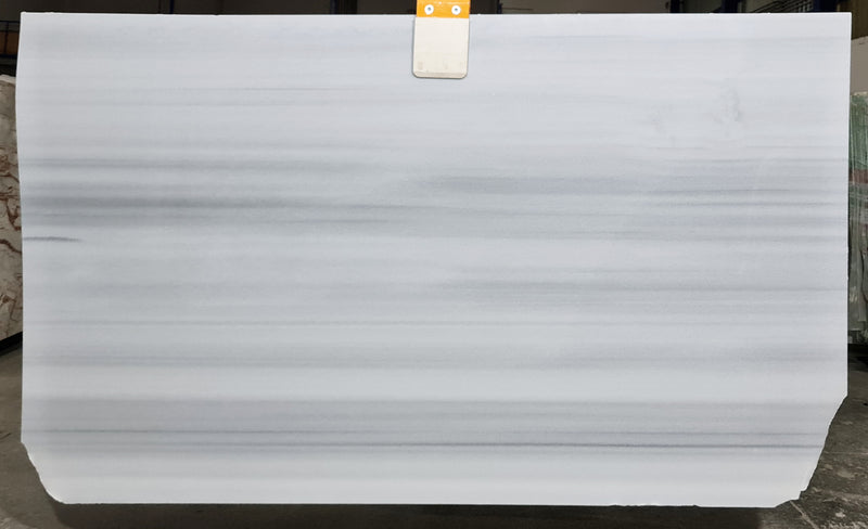 Homogeneous White Bookmatching Polished Marble Slab