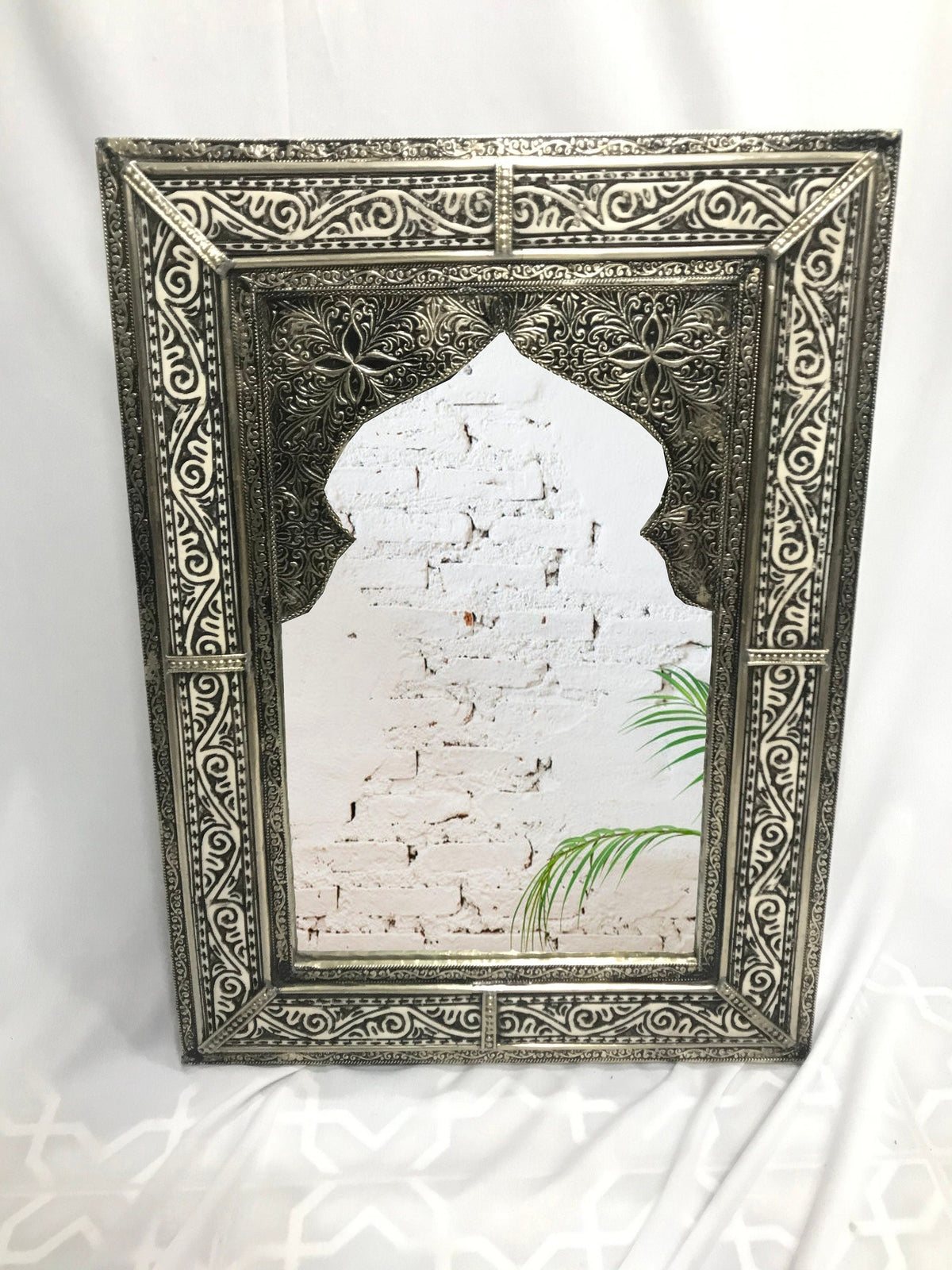 Handmade Carved Moroccan Wall Mirror, photo 8 of 10